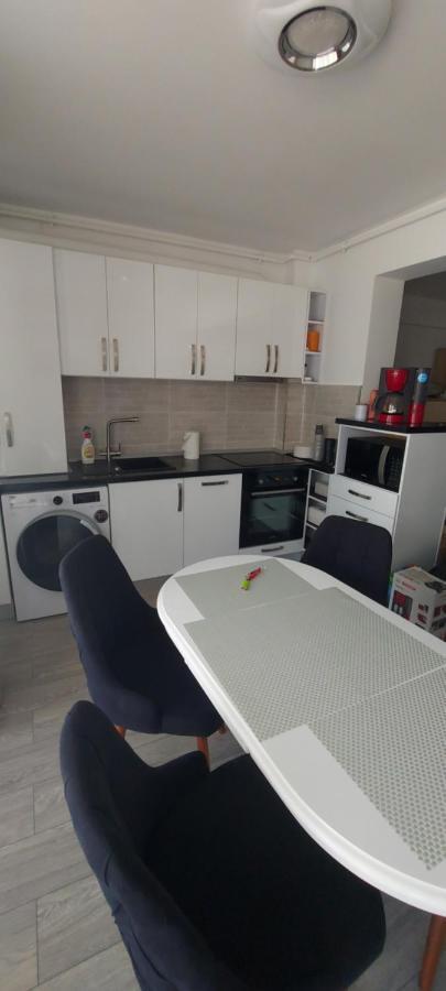 Apartament Nina Διαμέρισμα Năvodari Εξωτερικό φωτογραφία